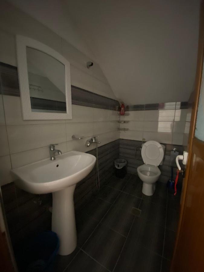 Eraldo Brahimi Apartaments Ksamil Eksteriør bilde